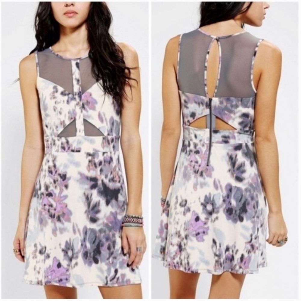 Silence and Noise Purple Sheer Gray Cut Out Floral Sleeveless Dress Size Small
